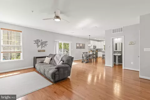 933 Marzoff Rd, Deale, MD 20751 photo 7