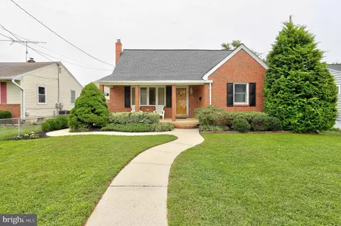 181 Roland Rd, Pasadena, MD 21122