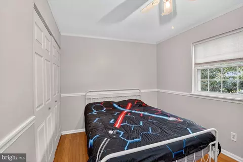 Bedroom - 639 Cedar Dr, Pasadena, MD 21122 photo 3 of 5