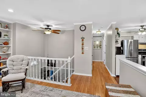Entry Way - 639 Cedar Dr, Pasadena, MD 21122 photo 1 of 3