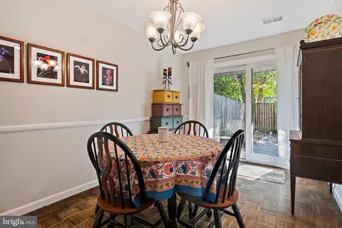 Dining - 7 Georgetown Ct, Annapolis, MD 21403 photo 2 of 2