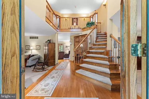 Entry Way - 1433 Gilbert Rd, Arnold, MD 21012 photo 1 of 2