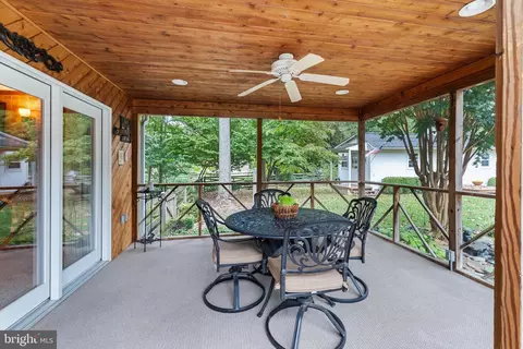Exterior - 1433 Gilbert Rd, Arnold, MD 21012 photo 6 of 14