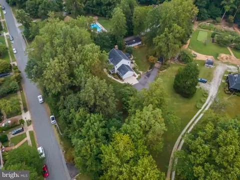 View/Area - 1433 Gilbert Rd, Arnold, MD 21012 photo 2 of 12