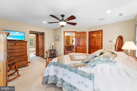 Bedroom - 1433 Gilbert Rd, Arnold, MD 21012 photo 4 of 6