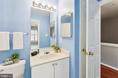 Bath - 2113 Millhaven Dr #25 113, Edgewater, MD 21037 photo 3 of 3