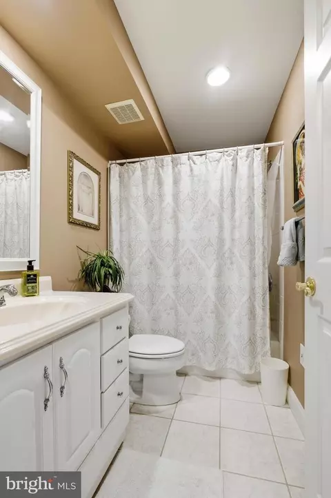 Bath - 7 Ken Mar Ave, Pasadena, MD 21122 photo 7 of 7