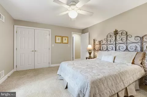 Bedroom - 7 Ken Mar Ave, Pasadena, MD 21122 photo 6 of 9