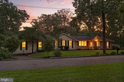 7 Ken Mar Ave, Pasadena, MD 21122