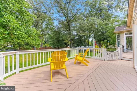 Exterior - 7 Ken Mar Ave, Pasadena, MD 21122 photo 5 of 15