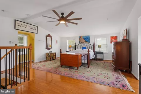 1304 Tuggies Rd, Pasadena, MD 21122 photo 9