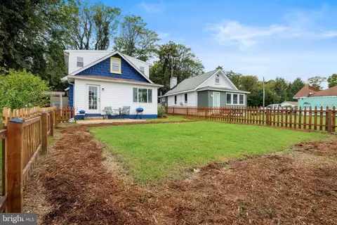1304 Tuggies Rd, Pasadena, MD 21122 photo 17