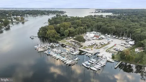 1304 Tuggies Rd, Pasadena, MD 21122 photo 34