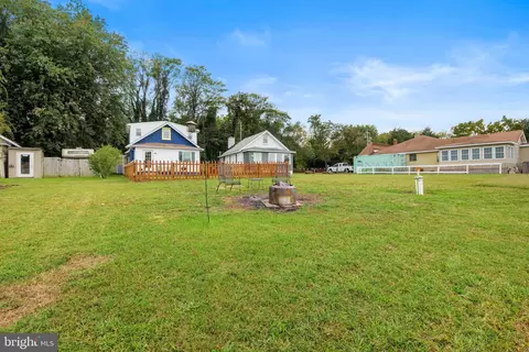 1304 Tuggies Rd, Pasadena, MD 21122 photo 40