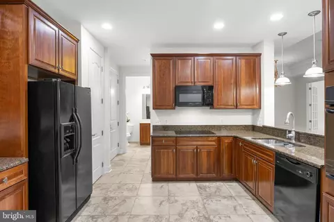1915 Towne Centre Blvd #306, Annapolis, MD 21401 photo 23