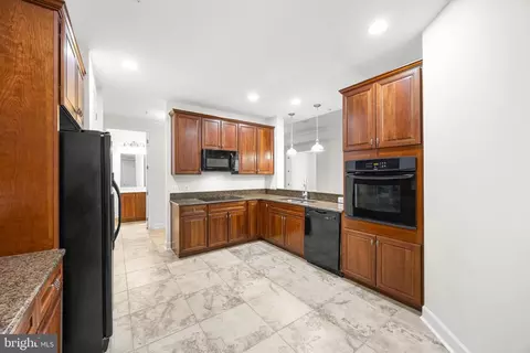1915 Towne Centre Blvd #306, Annapolis, MD 21401 photo 20