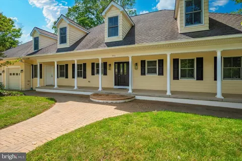 Exterior - 301 Unity Ln, Annapolis, MD 21401 photo 3 of 23