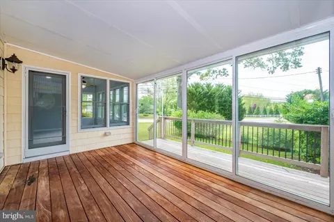 Exterior - 301 Unity Ln, Annapolis, MD 21401 photo 8 of 23