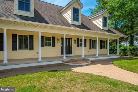 Exterior - 301 Unity Ln, Annapolis, MD 21401 photo 2 of 23