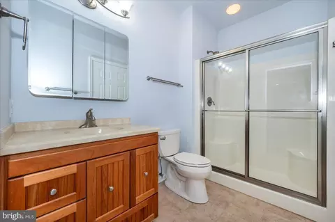 Bath - 301 Unity Ln, Annapolis, MD 21401 photo 11 of 11