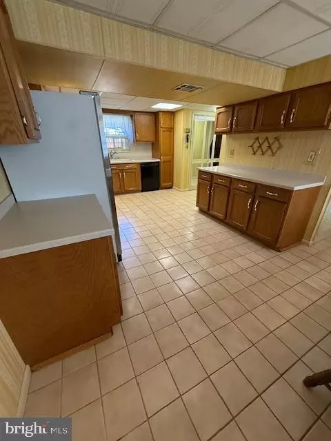 750 215th St, Pasadena, MD 21122 photo 49