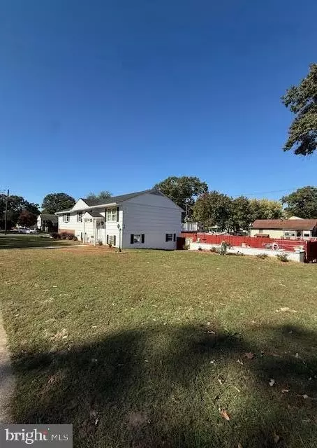 750 215th St, Pasadena, MD 21122 photo 5