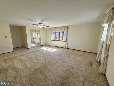 750 215th St, Pasadena, MD 21122 photo 25