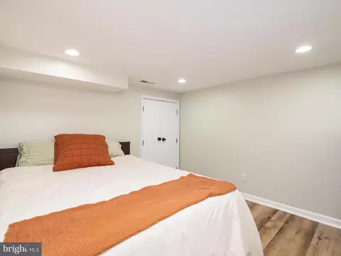 Bedroom - 161 Roland Rd, Pasadena, MD 21122 photo 5 of 6