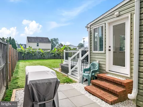 Exterior - 161 Roland Rd, Pasadena, MD 21122 photo 11 of 13