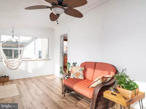 Exterior - 161 Roland Rd, Pasadena, MD 21122 photo 5 of 13