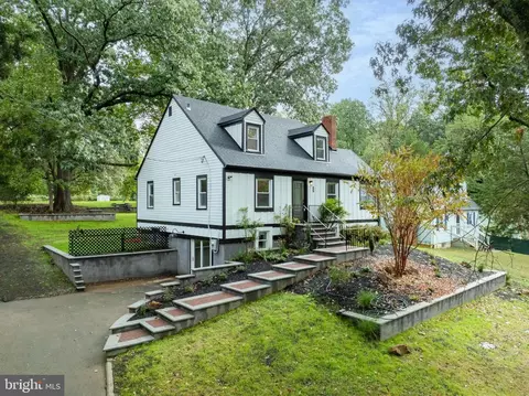 228 Dubois Rd, Annapolis, MD 21401