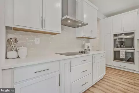 1306 Spruce St, Shady Side, MD 20764 photo 5