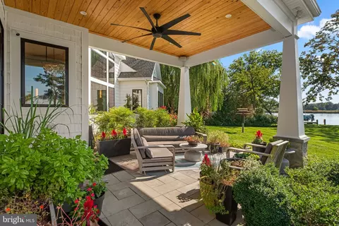 Exterior - 4750 Frederick Ave, Shady Side, MD 20764 photo 6 of 16