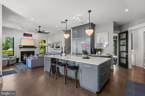 Kitchen - 4750 Frederick Ave, Shady Side, MD 20764 photo 4 of 7