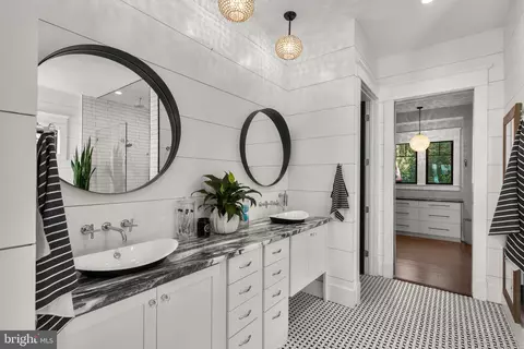Bath - 4750 Frederick Ave, Shady Side, MD 20764 photo 2 of 10