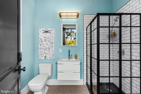 Bath - 4750 Frederick Ave, Shady Side, MD 20764 photo 7 of 10