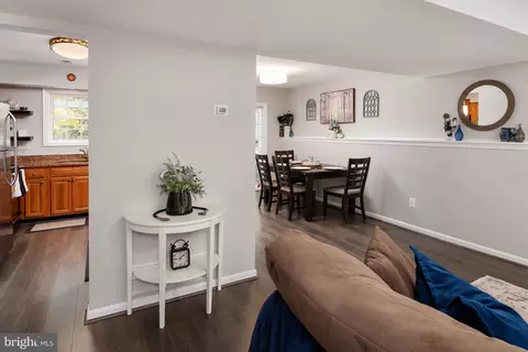 Entry Way - 249 Overleaf Dr, Arnold, MD 21012 photo 1 of 4