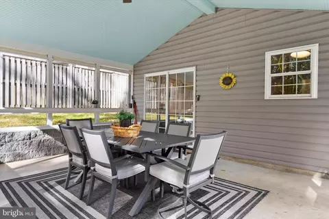 Exterior - 249 Overleaf Dr, Arnold, MD 21012 photo 5 of 11