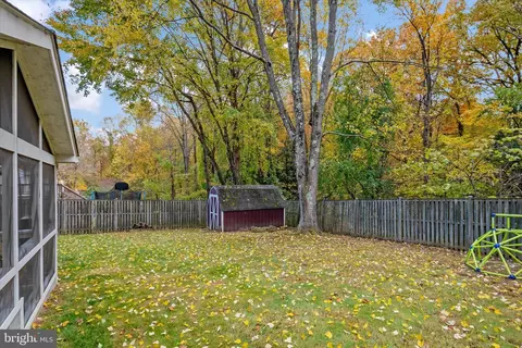 Exterior - 249 Overleaf Dr, Arnold, MD 21012 photo 10 of 11