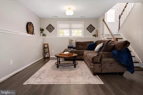 Living - 249 Overleaf Dr, Arnold, MD 21012 photo 2 of 3