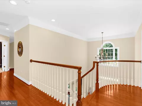 Entry Way - 8915 Winged Foot Dr, Pasadena, MD 21122 photo 5 of 6