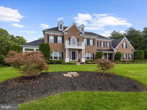 Exterior - 8915 Winged Foot Dr, Pasadena, MD 21122 photo 4 of 18