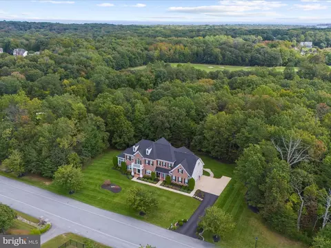 View/Area - 8915 Winged Foot Dr, Pasadena, MD 21122 photo 3 of 12