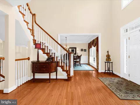 Entry Way - 8915 Winged Foot Dr, Pasadena, MD 21122 photo 2 of 6