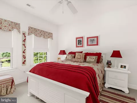 Bedroom - 8915 Winged Foot Dr, Pasadena, MD 21122 photo 1 of 11