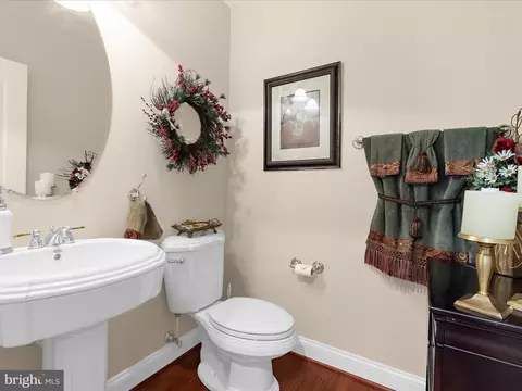 Bath - 8915 Winged Foot Dr, Pasadena, MD 21122 photo 1 of 7
