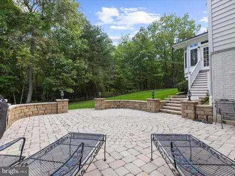 Exterior - 8915 Winged Foot Dr, Pasadena, MD 21122 photo 16 of 18