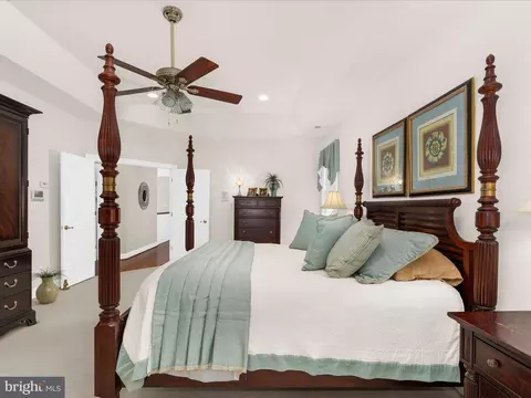Bedroom - 8915 Winged Foot Dr, Pasadena, MD 21122 photo 10 of 11