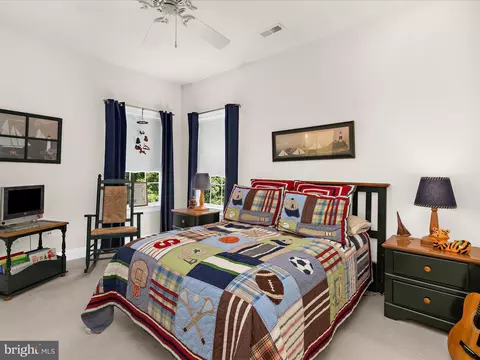 Bedroom - 8915 Winged Foot Dr, Pasadena, MD 21122 photo 4 of 11