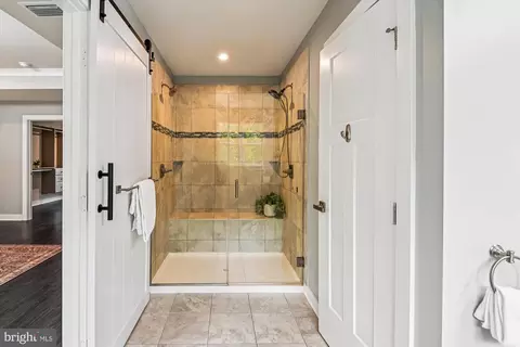 Entry Way - 2188 Nottoway Dr, Hanover, MD 21076 photo 5 of 8